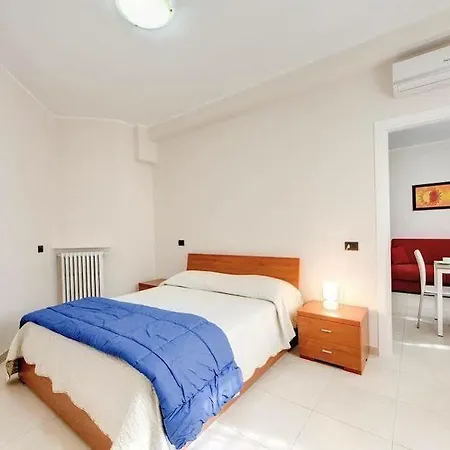 Apartment A - Cinecitta *